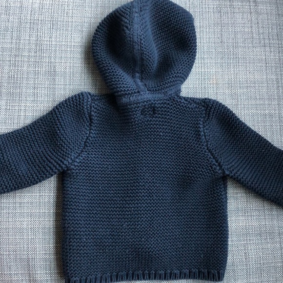 Baby Gap Sweater - Picture 2 of 3